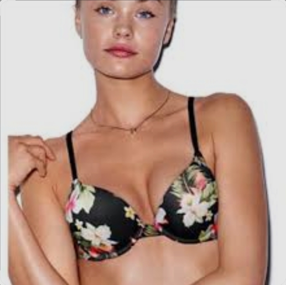 Pre Loved VS Bra